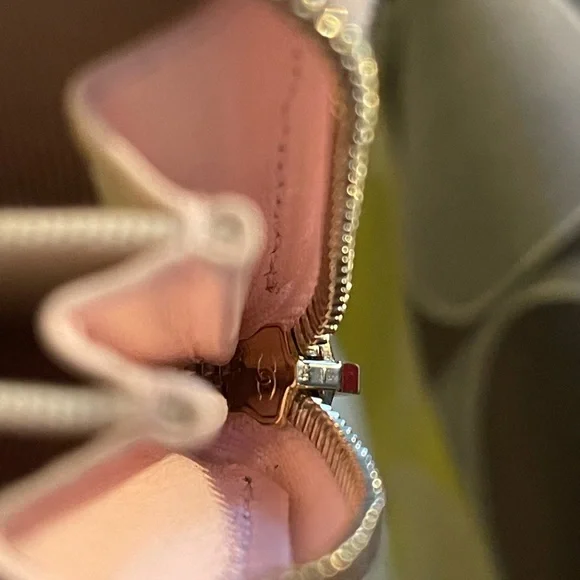 Authentic Chanel Card Holder - Picture 4 of 13